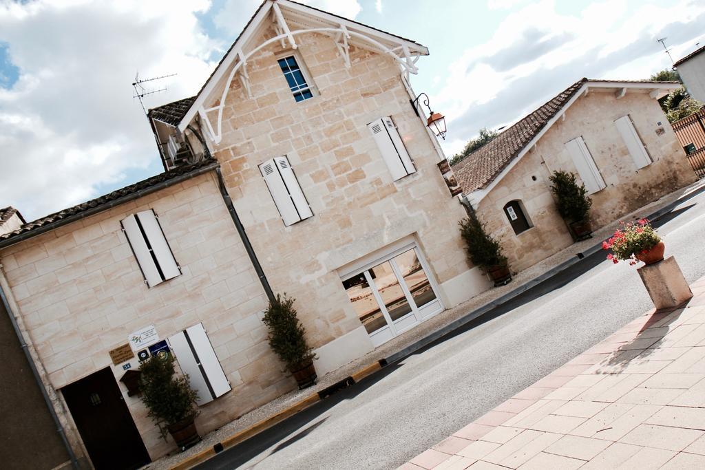 Le Manoir De Marie-Lou Hotel Rauzan Exterior foto